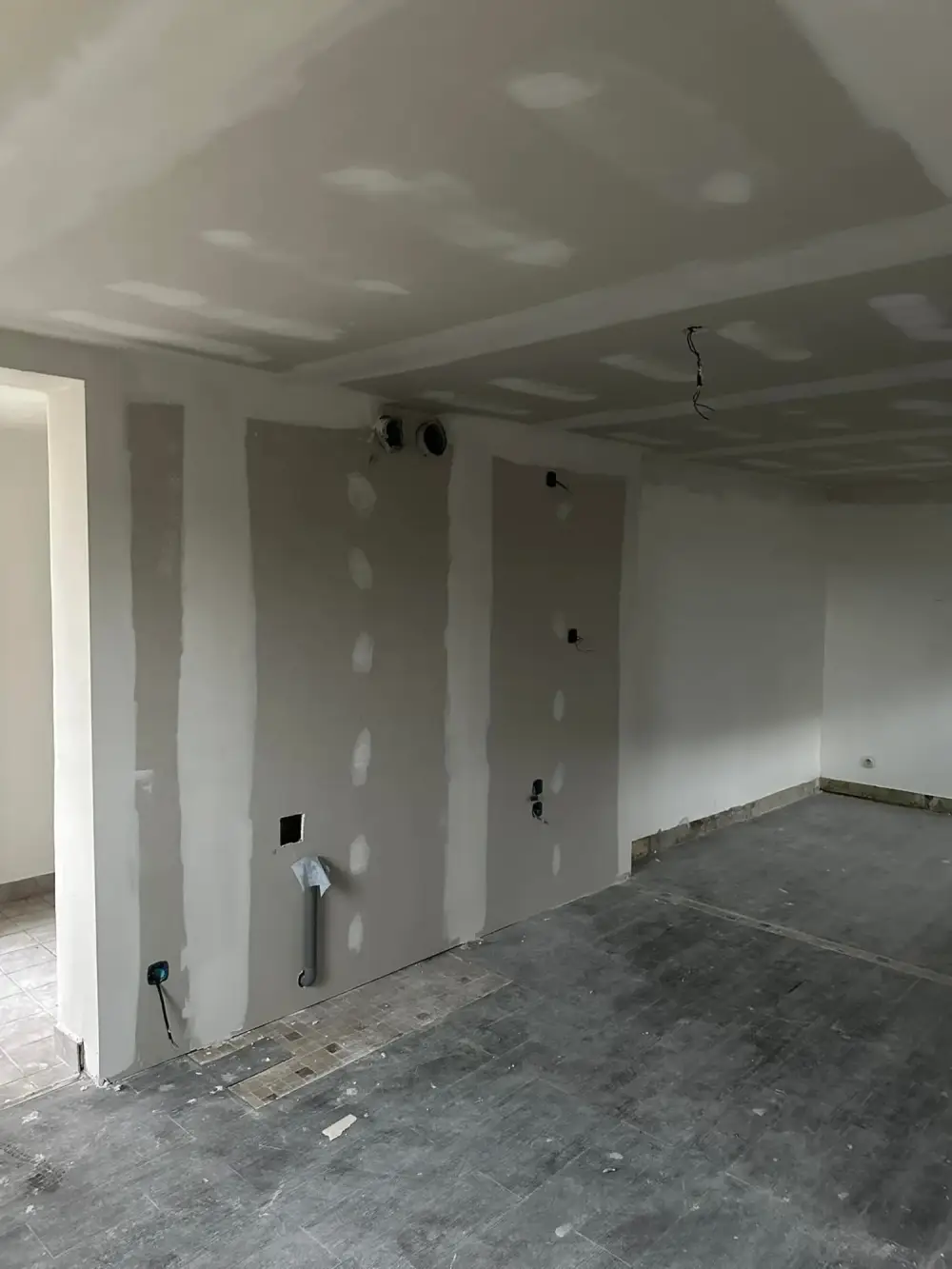 application-enduit-mur.jpg